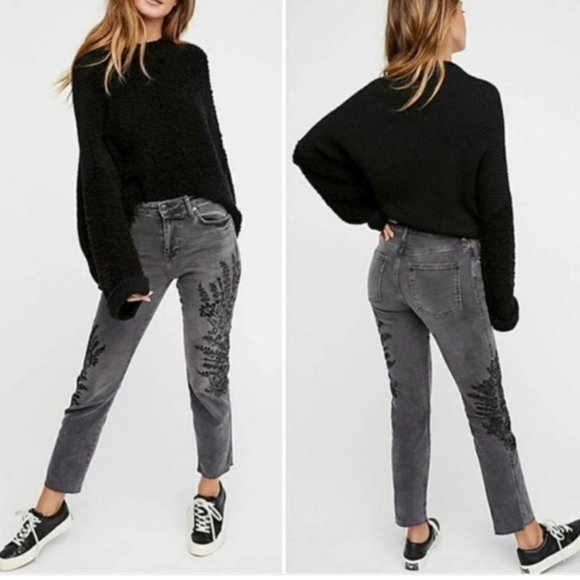 NWT Free People Embroidered Girlfriend Jeans 27 - Picture 1 of 5